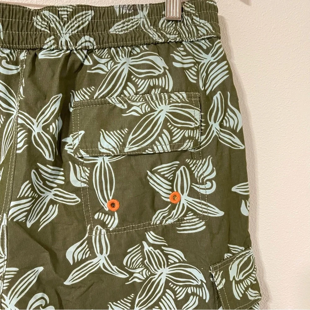 Tommy Bahama Floral Cotton Blend Swim Trunks 9” Olive Blue Mesh Liner-Medium